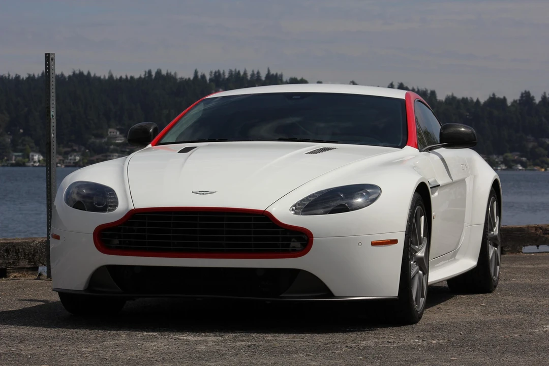 2015 Aston Martin V8 Vantage (2006-2017) - Image 11 of 31