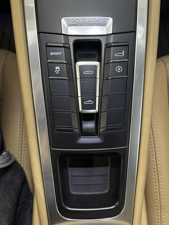 2015 Porsche 981 Boxster - Image 5 of 5