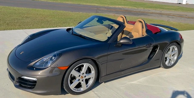 2015 Porsche 981 Boxster - Image 7 of 31