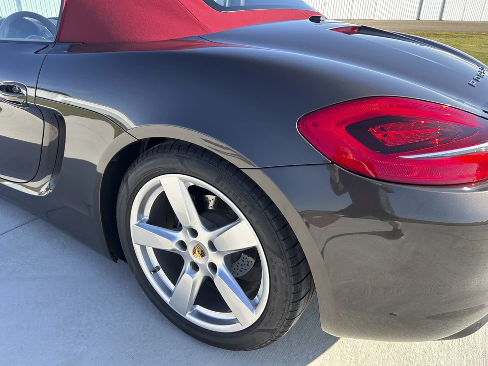2015 Porsche 981 Boxster - Image 28 of 31