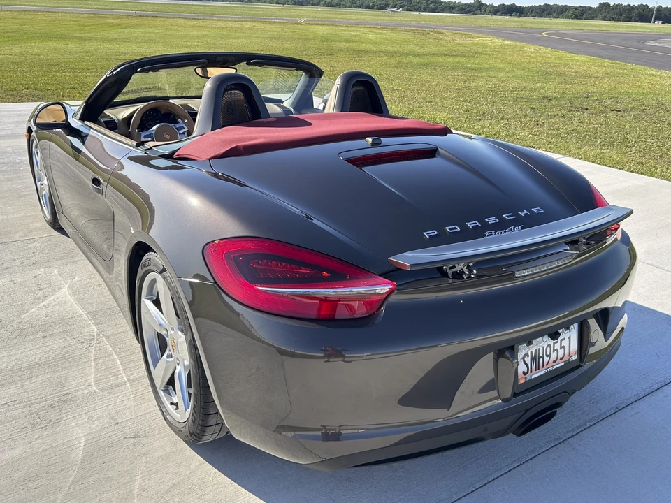 2015 Porsche 981 Boxster - Image 13 of 31