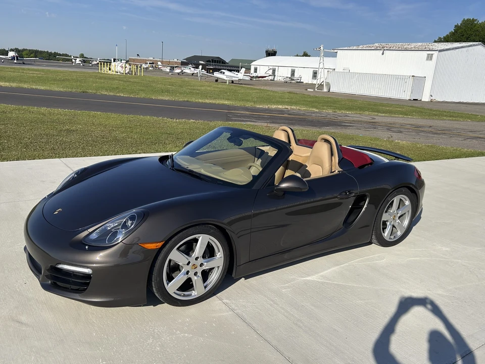 2015 Porsche 981 Boxster - Image 4 of 31