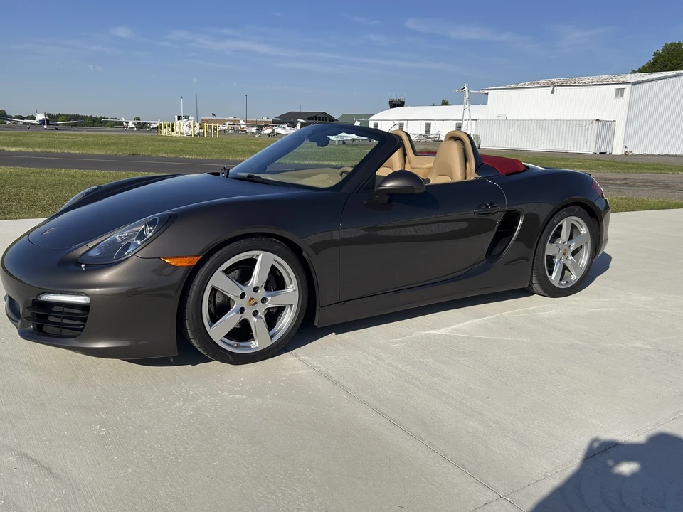 2015 Porsche 981 Boxster - Image 3 of 31