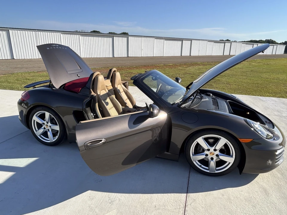 2015 Porsche 981 Boxster - Image 21 of 31