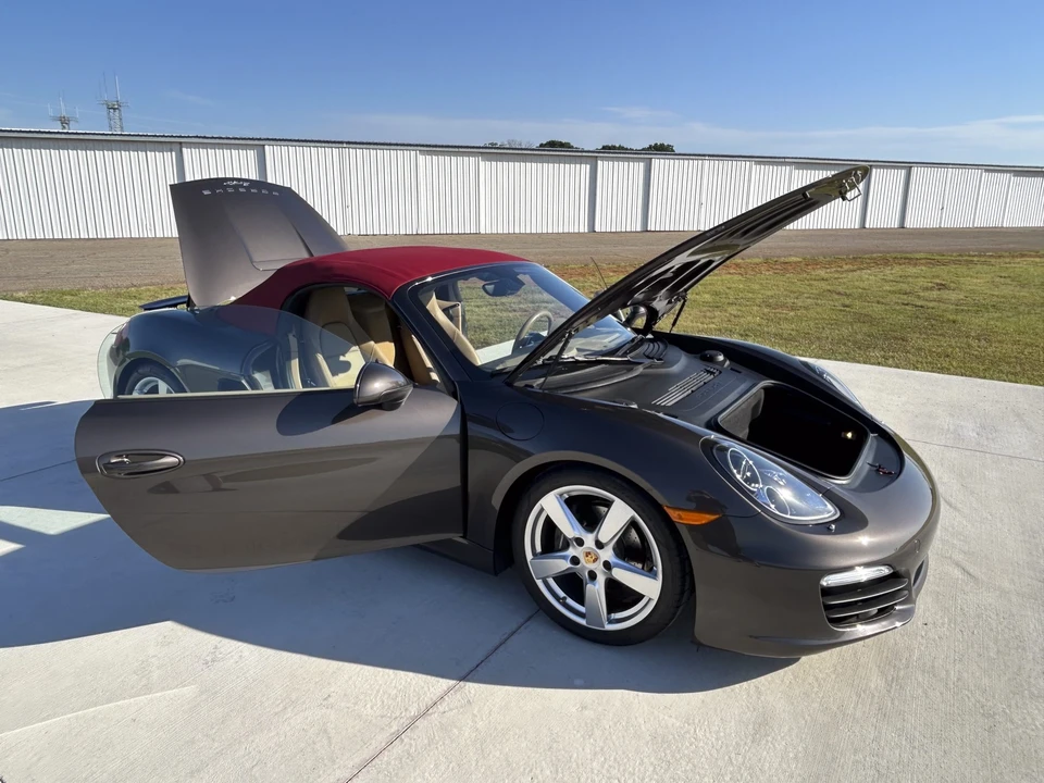 2015 Porsche 981 Boxster - Image 22 of 31