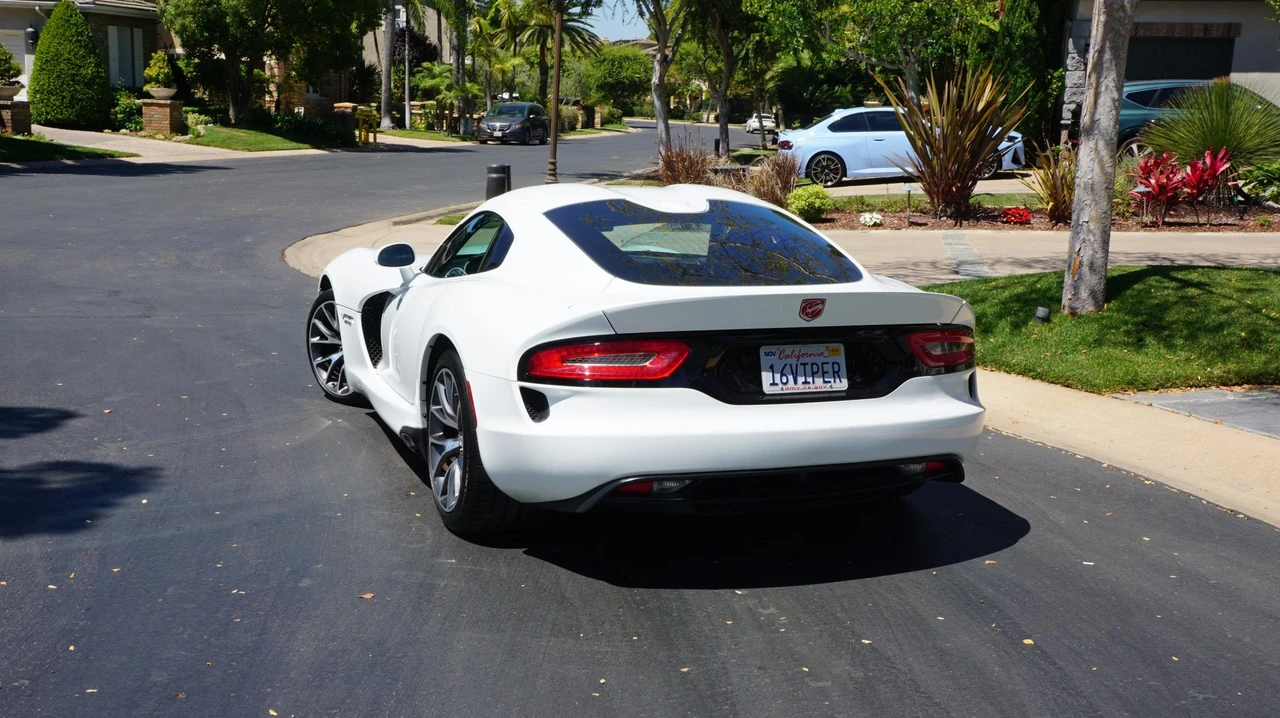 2016 Dodge Viper 5th Gen - Image 9 of 31