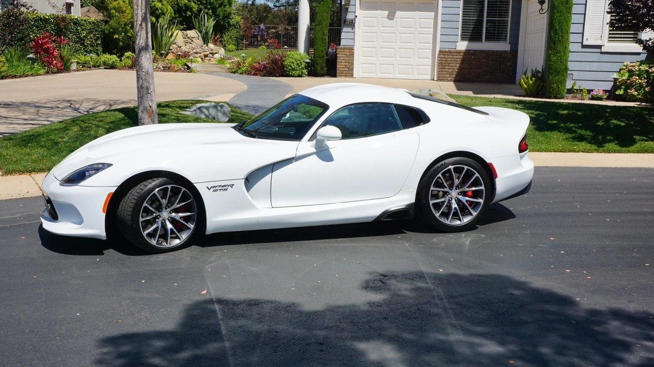 2016 Dodge Viper 5th Gen - Image 12 of 31