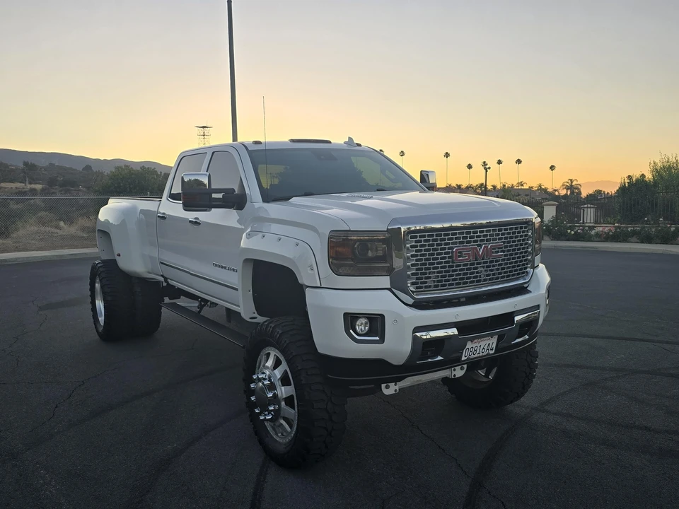 2016 GMC Sierra Heavy Duty 4th Gen - Image 6 of 31