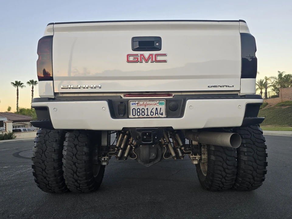 2016 GMC Sierra Heavy Duty 4th Gen - Image 12 of 31