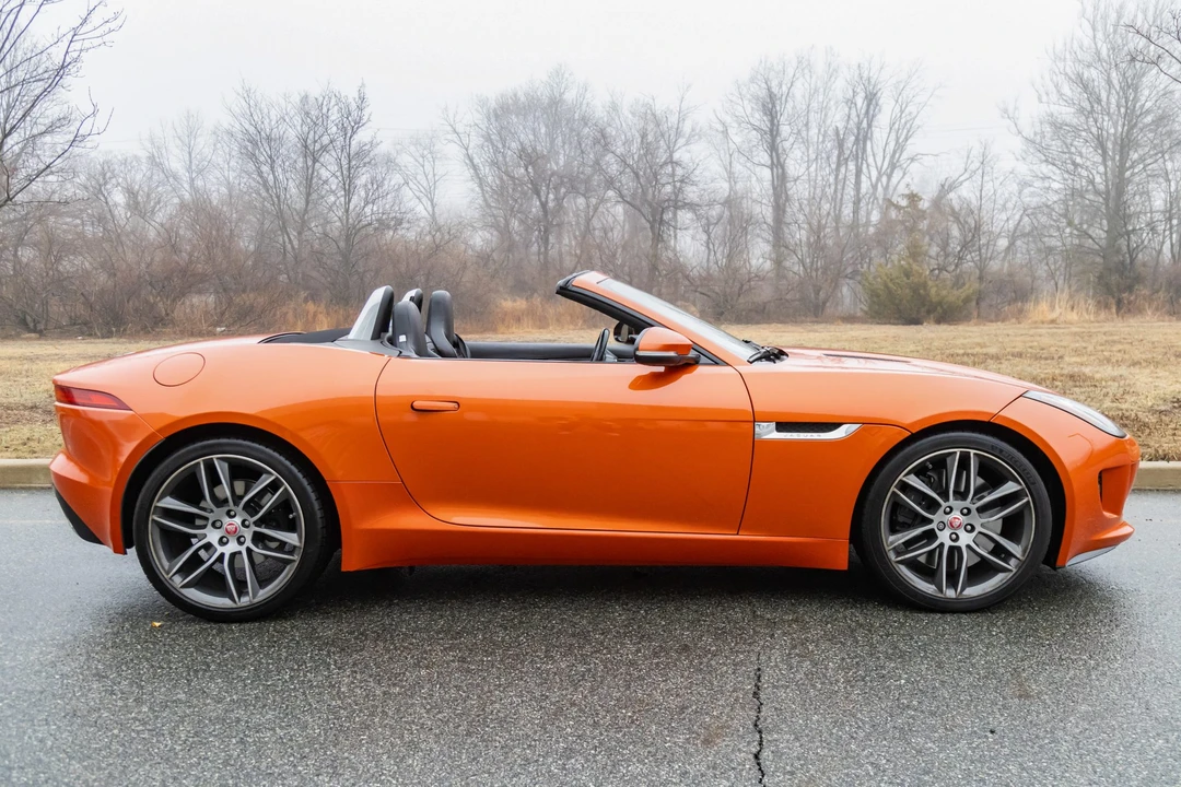 2016 Jaguar F-Type 1st Gen - Image 4 of 31