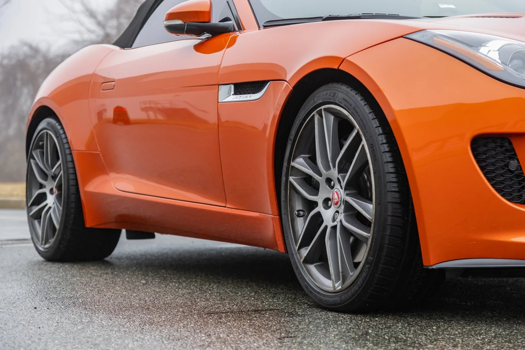 2016 Jaguar F-Type 1st Gen - Image 16 of 31