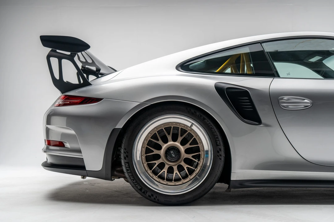 2016 Porsche 991 GT3 RS - Image 17 of 31