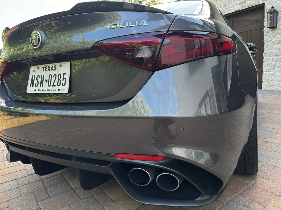 2017 Alfa Romeo Giulia Quadrifoglio - Image 25 of 31