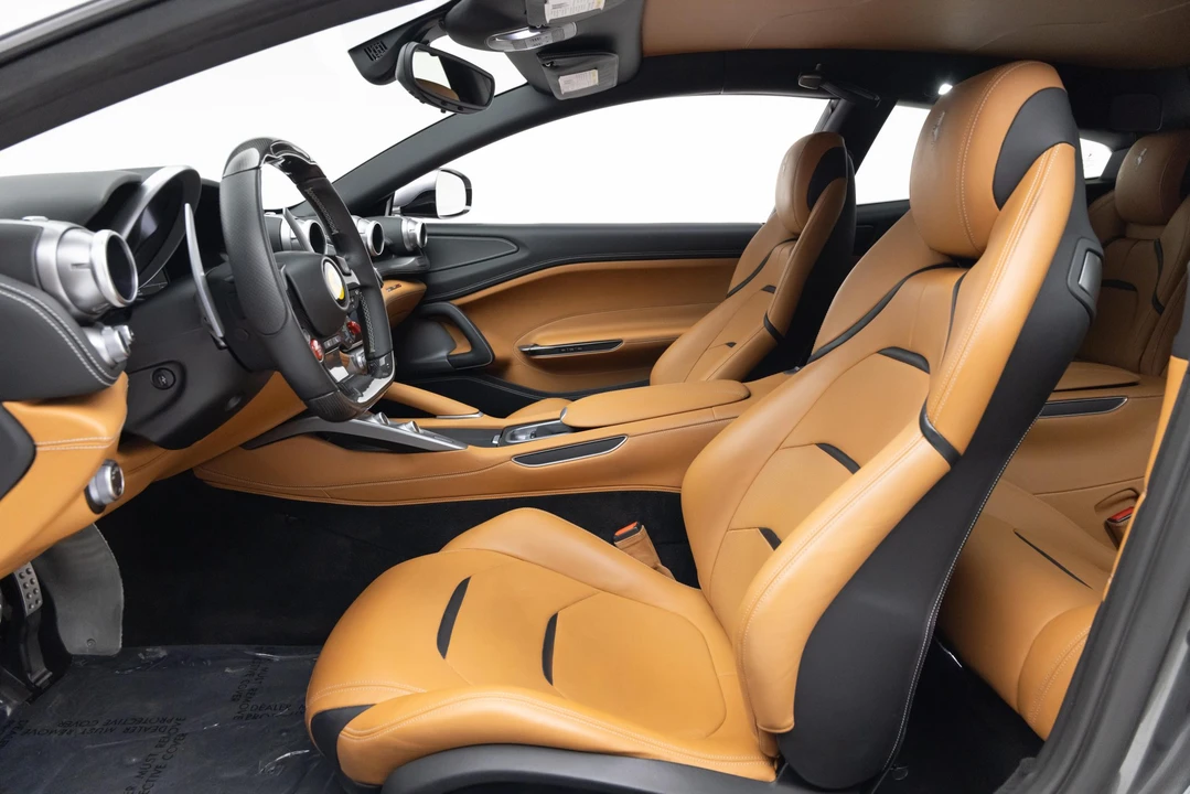 2017 Ferrari GTC4Lusso - Image 30 of 31