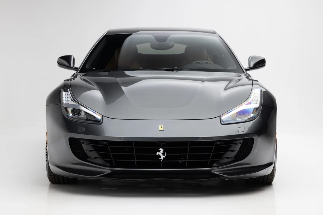 2017 Ferrari GTC4Lusso - Image 4 of 31