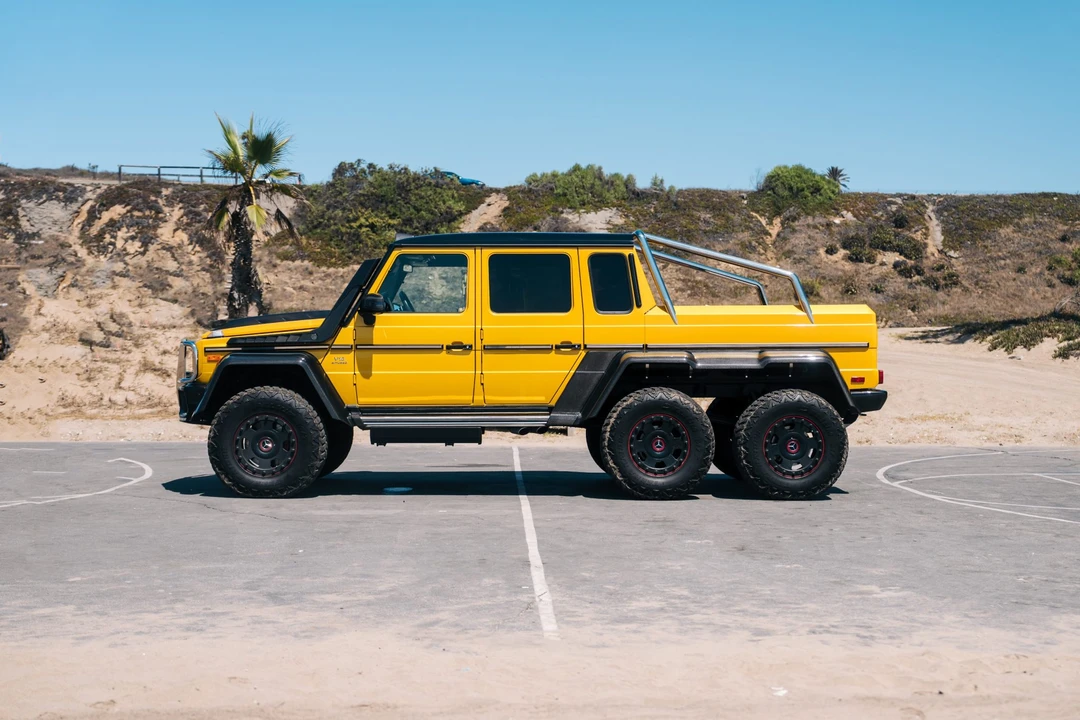 2017 Mercedes-Benz W463 G 36 & G 55 & G 63 & G 65 AMG 1st Gen - Image 5 of 31