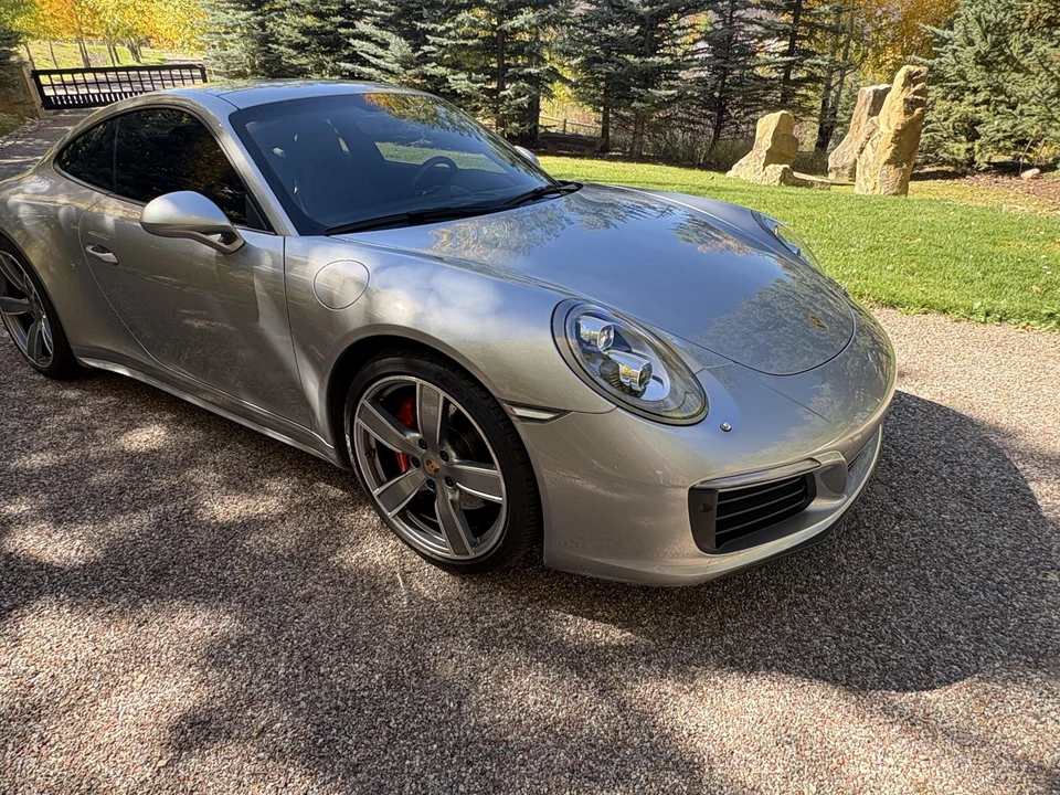 2017 Porsche 991 Carrera 4S - Image 2 of 31