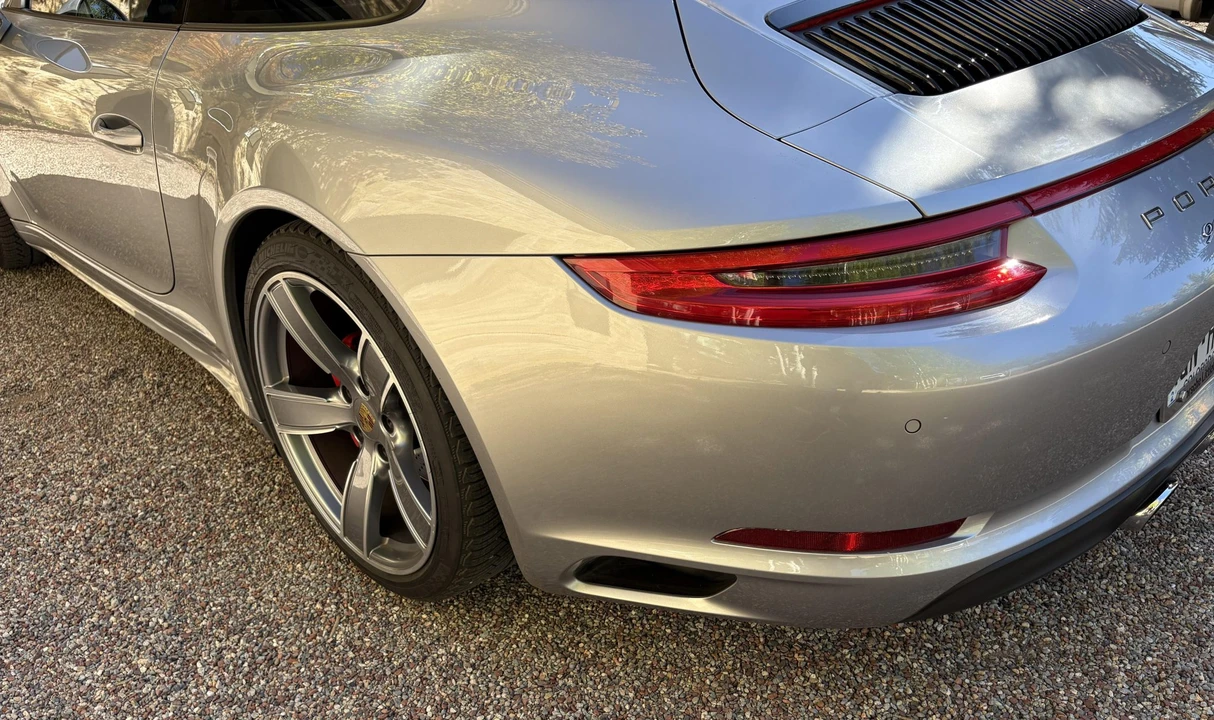 2017 Porsche 991 Carrera 4S - Image 22 of 31