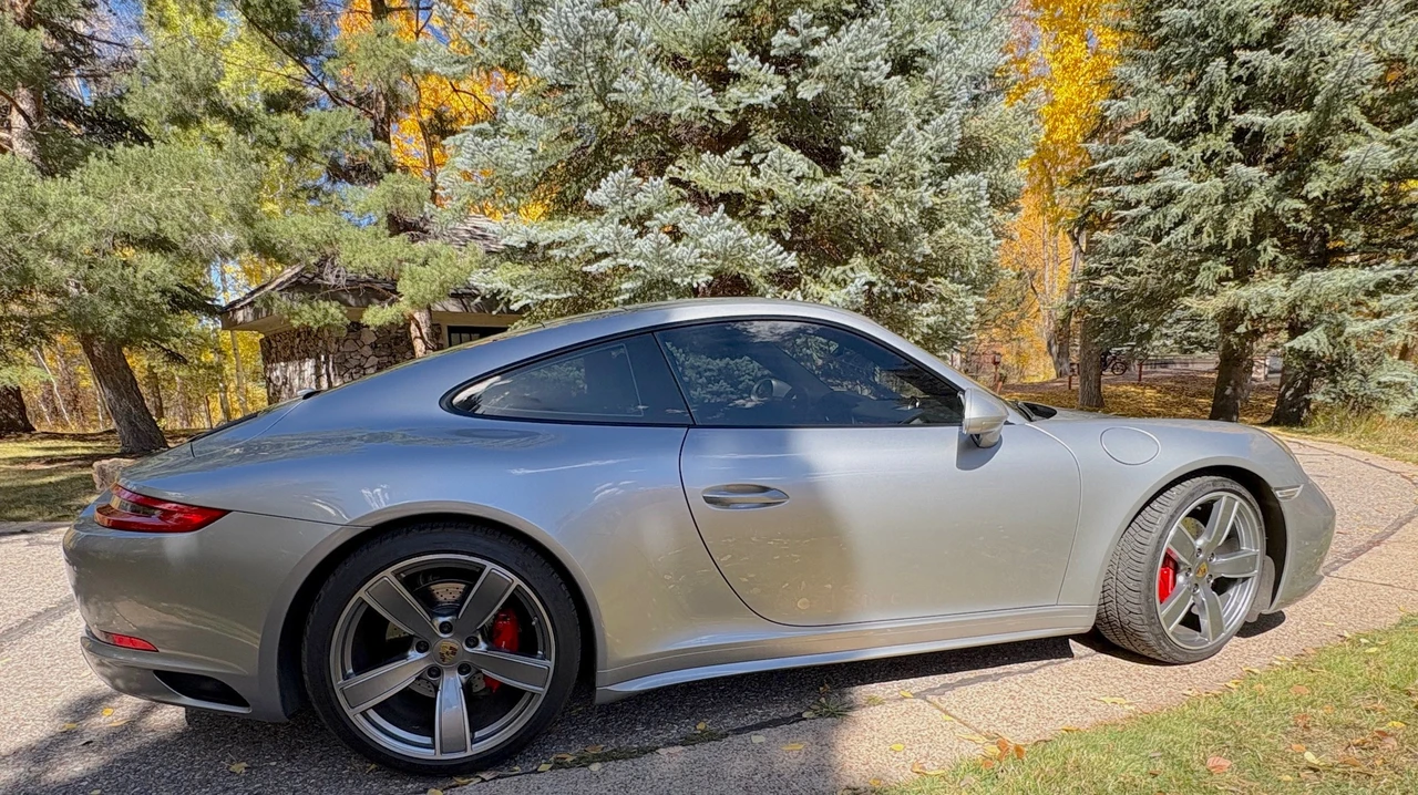 2017 Porsche 991 Carrera 4S - Image 13 of 31