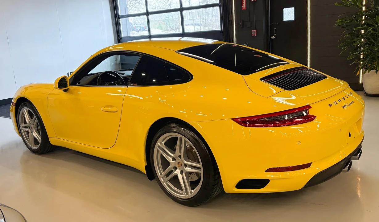 2017 Porsche 991 Carrera - Image 19 of 31