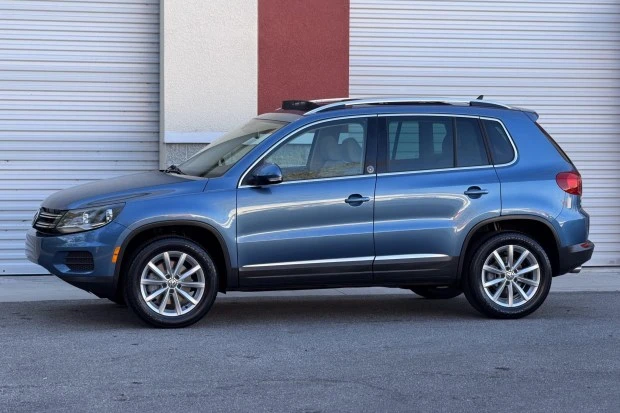 2017 Volkswagen Tiguan - Image 3 of 7