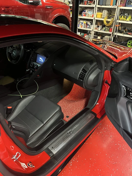 2018 Jaguar F-Type 1st Gen - Image 28 of 31
