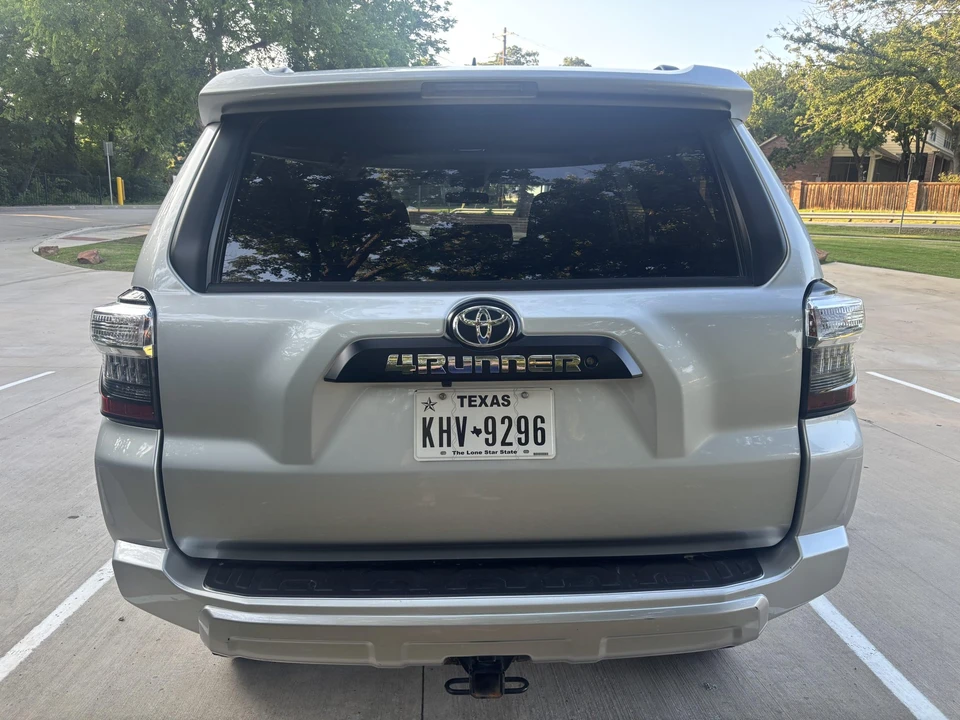 2018 Toyota 4Runner 5th Gen - Image 12 of 31