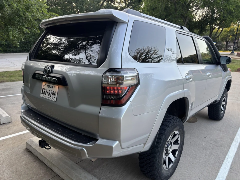 2018 Toyota 4Runner 5th Gen - Image 11 of 31