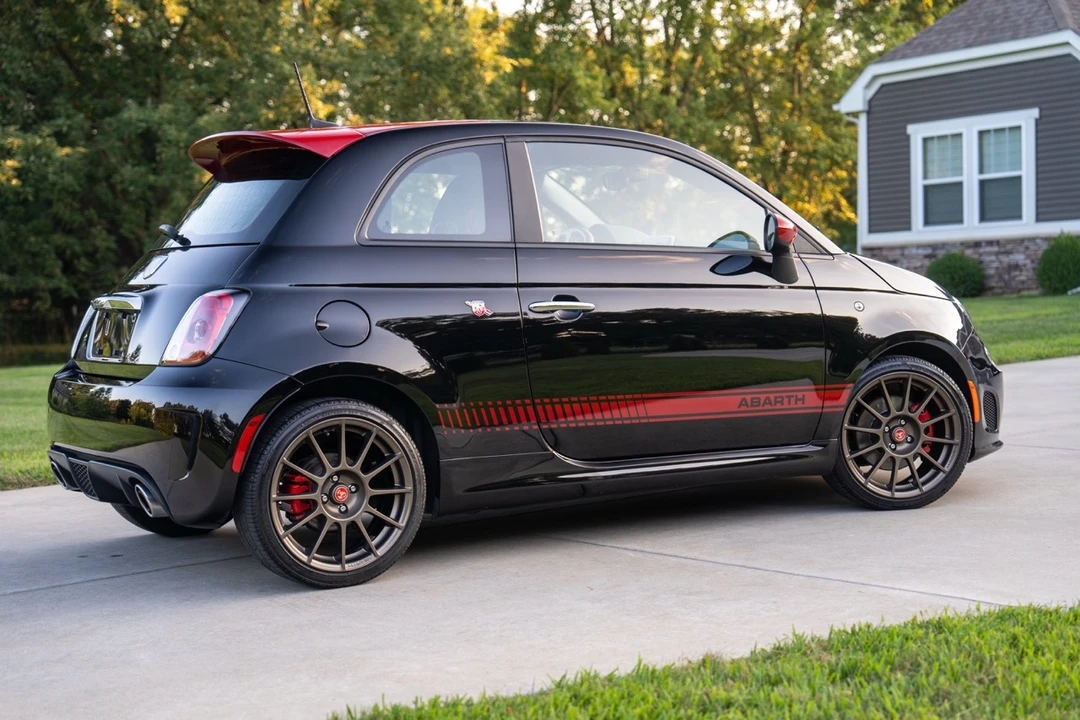 2019 Fiat Abarth 500 - Image 16 of 31