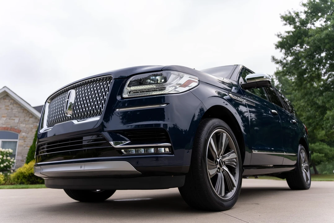 2019 Lincoln Navigator 4th Gen - Image 6 of 31