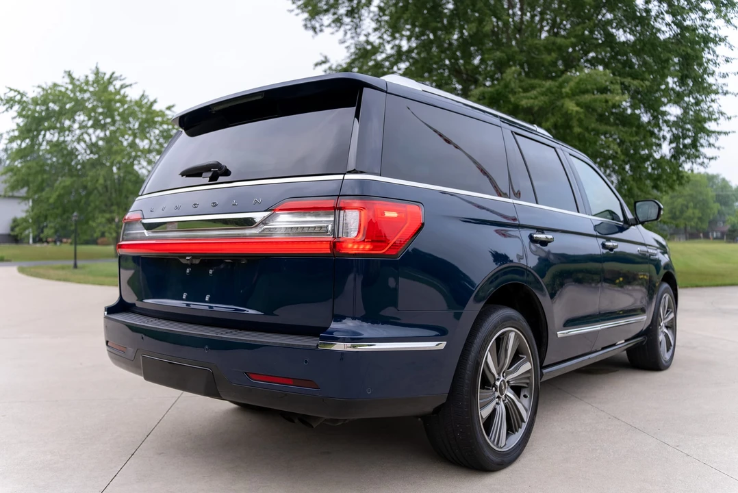 2019 Lincoln Navigator 4th Gen - Image 24 of 31