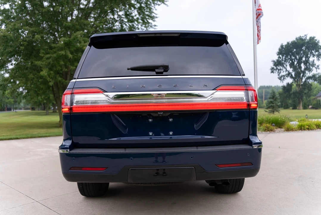2019 Lincoln Navigator 4th Gen - Image 26 of 31