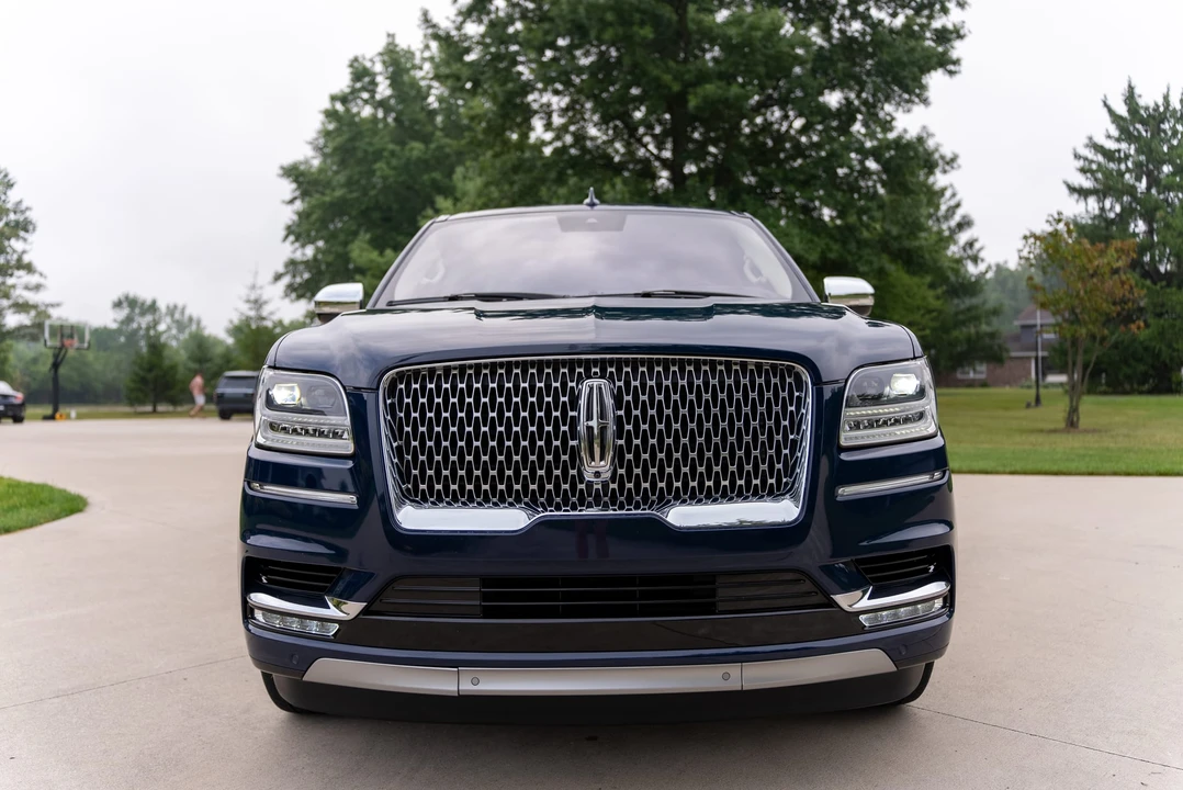 2019 Lincoln Navigator 4th Gen - Image 12 of 31
