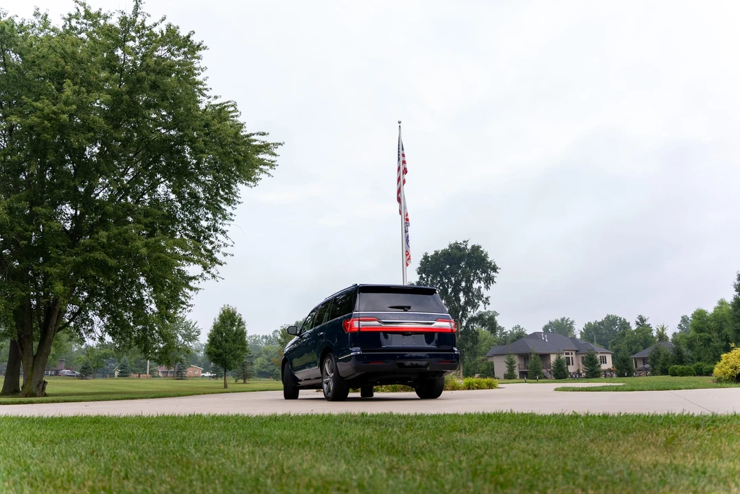 2019 Lincoln Navigator 4th Gen - Image 30 of 31