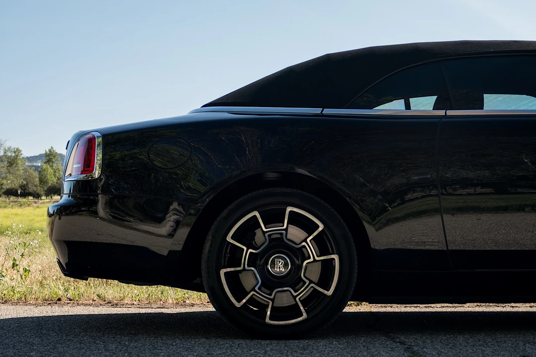 2019 Rolls-Royce Dawn - Image 14 of 31