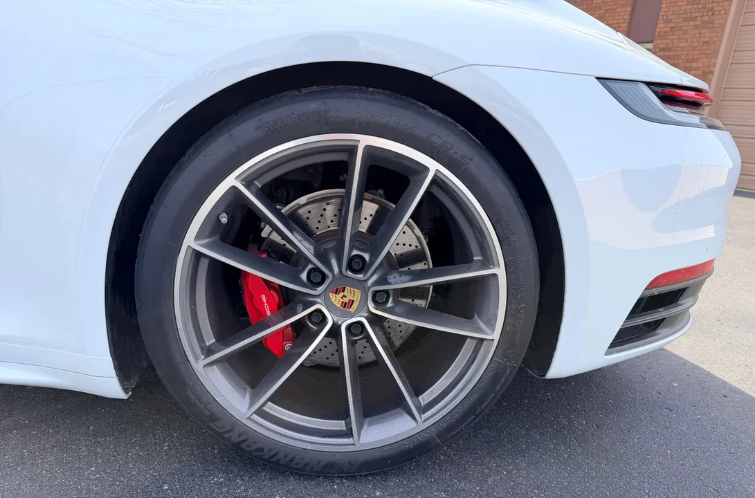 2020 Porsche 992 Carrera 4S - Image 15 of 31