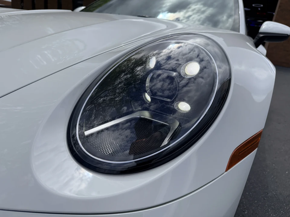 2020 Porsche 992 Carrera 4S - Image 18 of 31
