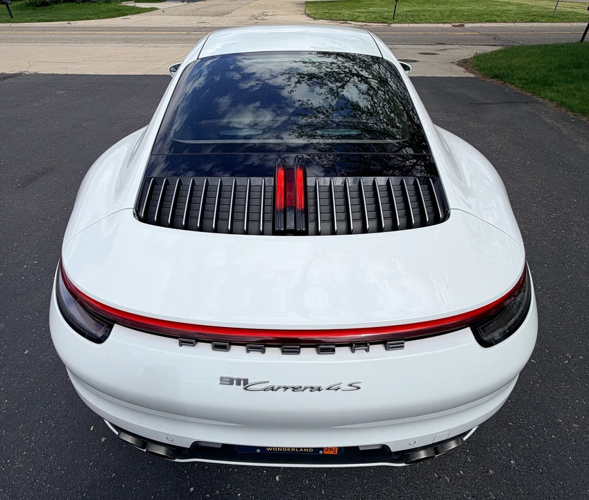 2020 Porsche 992 Carrera 4S - Image 7 of 31