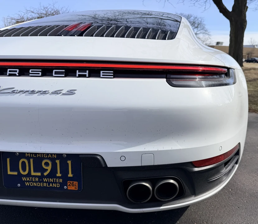 2020 Porsche 992 Carrera 4S - Image 25 of 31