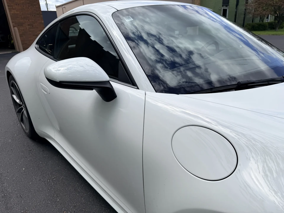 2020 Porsche 992 Carrera 4S - Image 24 of 31