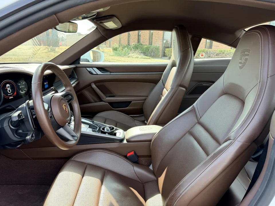 2020 Porsche 992 Carrera 4S - Image 28 of 31