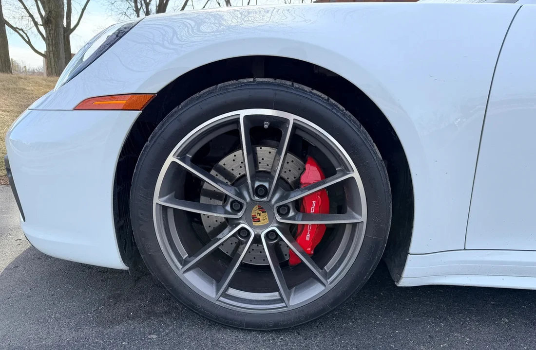 2020 Porsche 992 Carrera 4S - Image 14 of 31