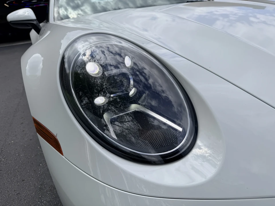 2020 Porsche 992 Carrera 4S - Image 21 of 31