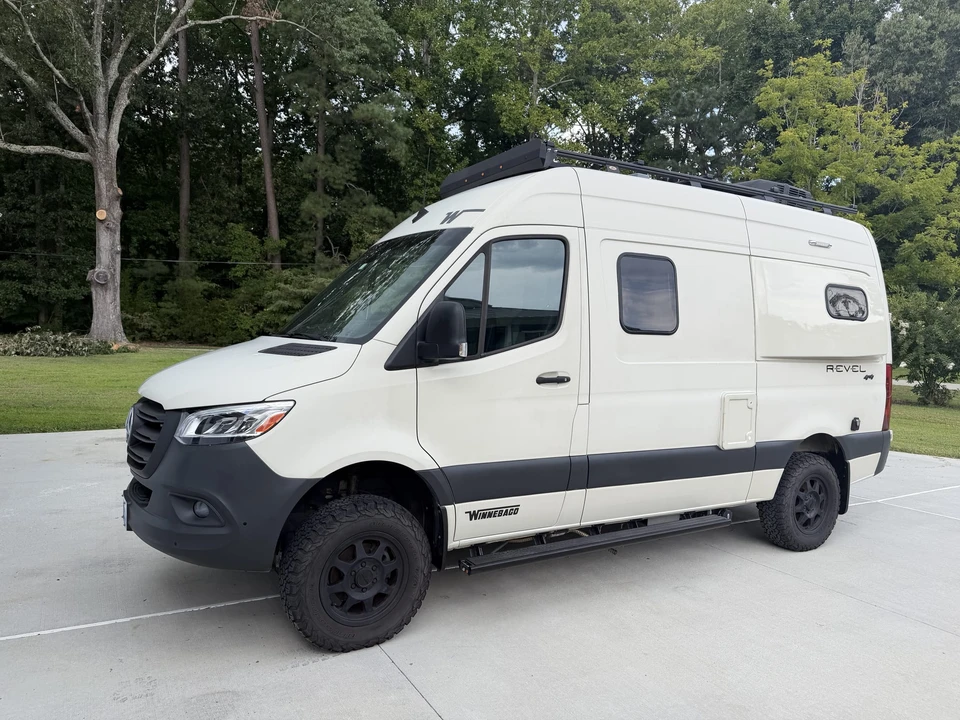 2021 Winnebago - Image 2 of 31