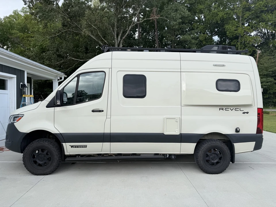 2021 Winnebago - Image 9 of 31