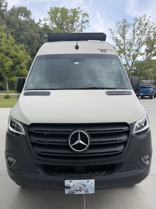 2021 Winnebago - Image 3 of 31
