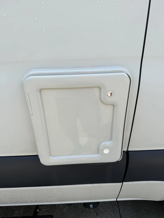 2021 Winnebago - Image 25 of 31