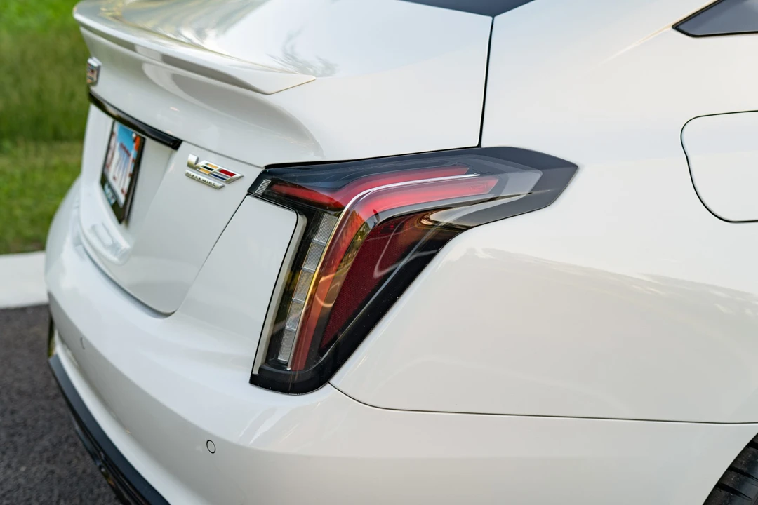 2022 Cadillac CT5-V Blackwing - Image 24 of 31