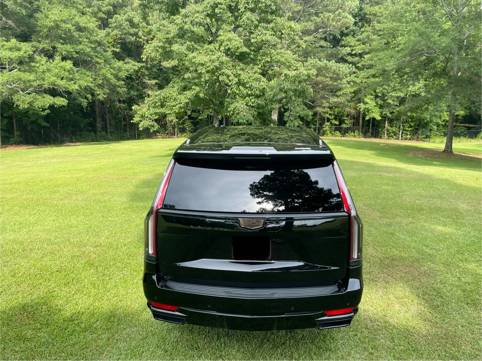 2022 Cadillac Escalade 5th Gen - Image 24 of 31