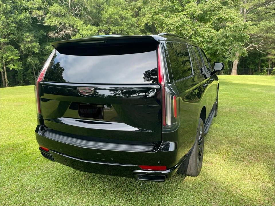 2022 Cadillac Escalade 5th Gen - Image 22 of 31